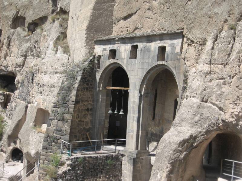 Höhlenstadt Wardsia: Die Felsenkirche mit dem Porträt der georgischen Königin Tamar